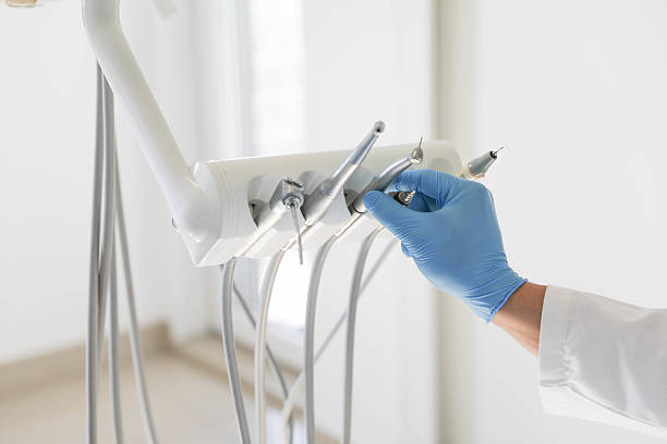 24/7 Emergency Dental Implants experts in Evansville, IN